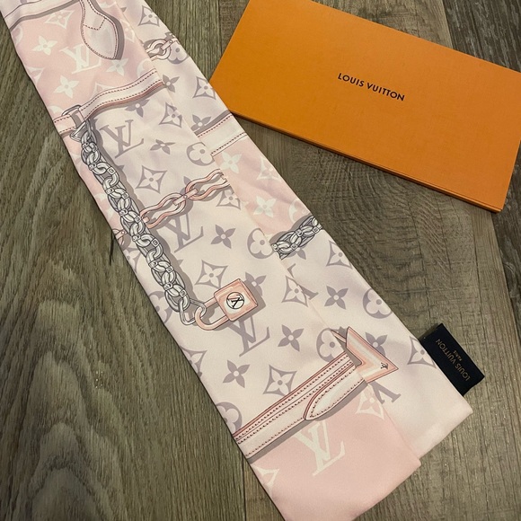 Louis Vuitton Monogram Confidential Bandeau Light Pink - Picture 5 of 6